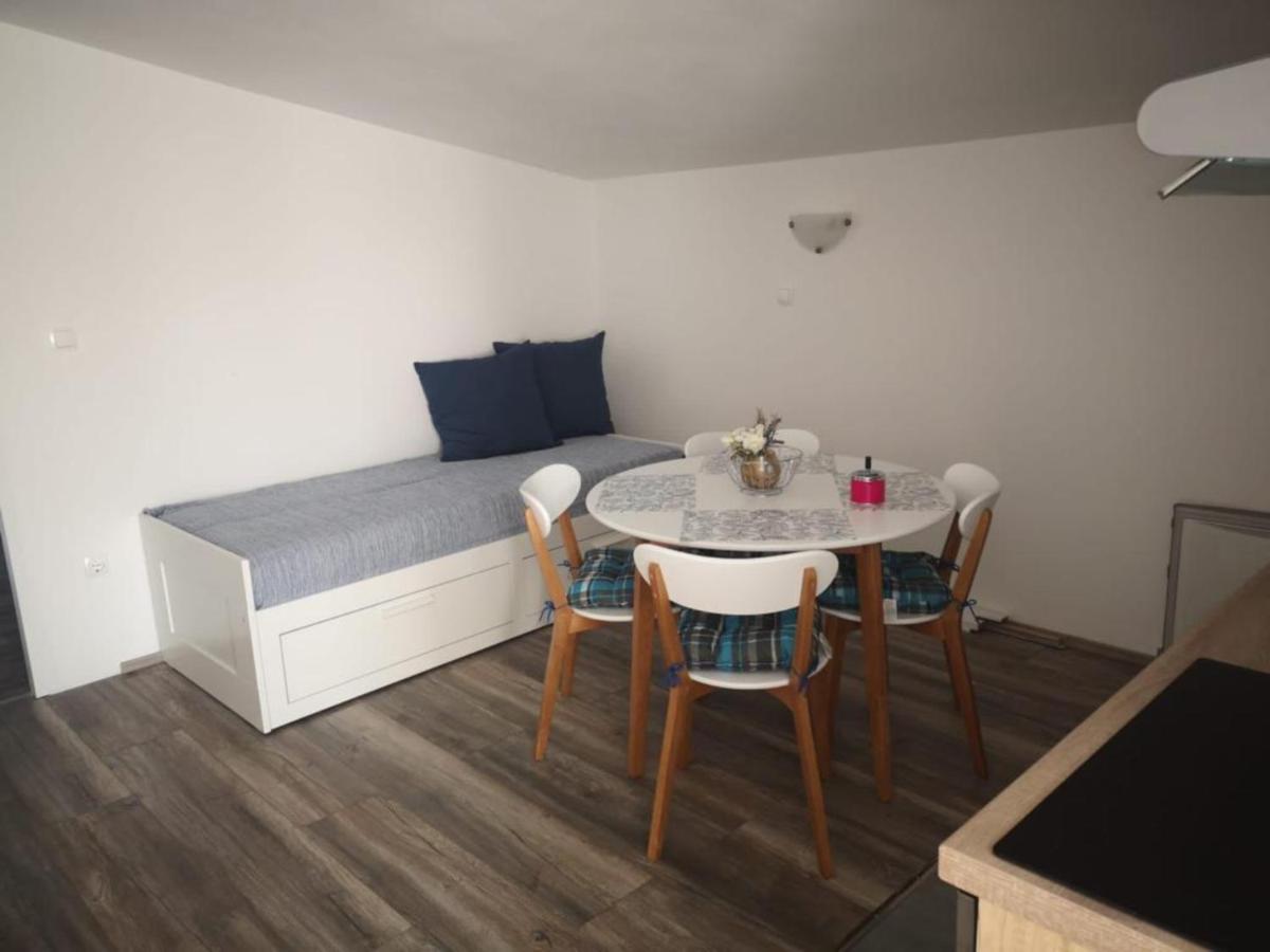 Apartments Tara Ražanac Kültér fotó