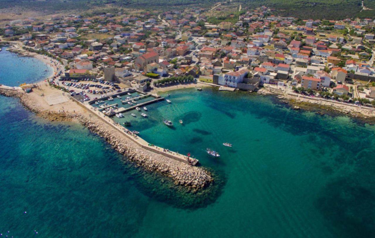 Apartments Tara Ražanac Kültér fotó