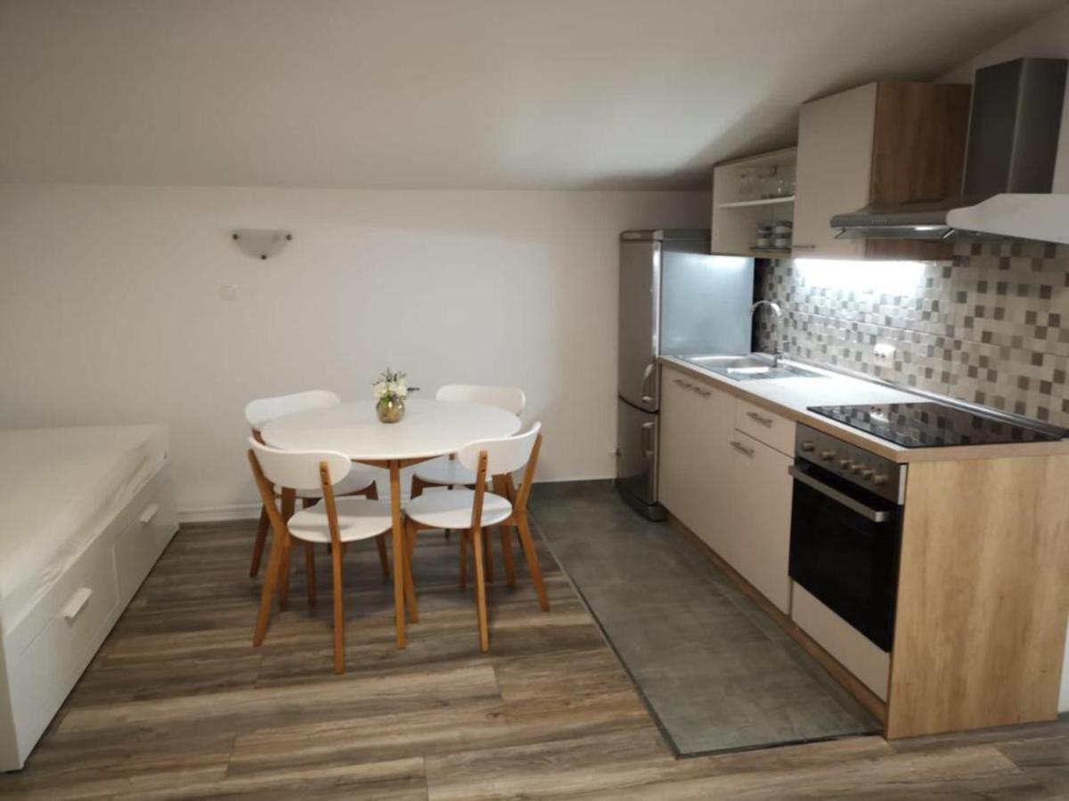Apartments Tara Ražanac Kültér fotó