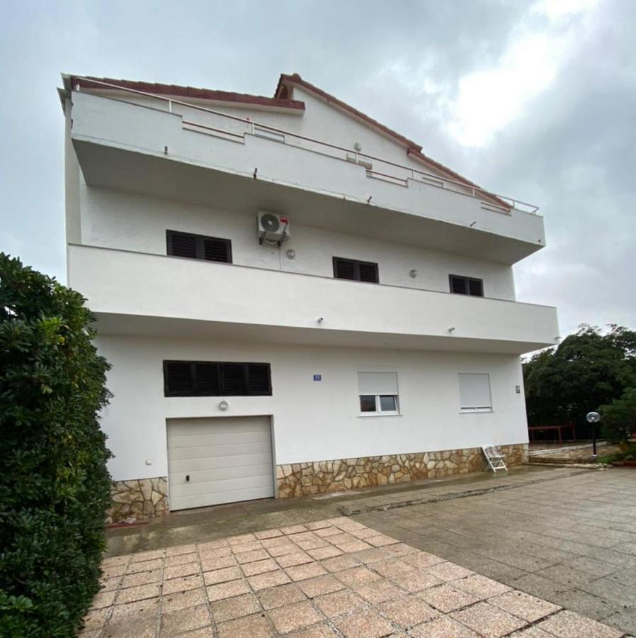 Apartments Tara Ražanac Kültér fotó